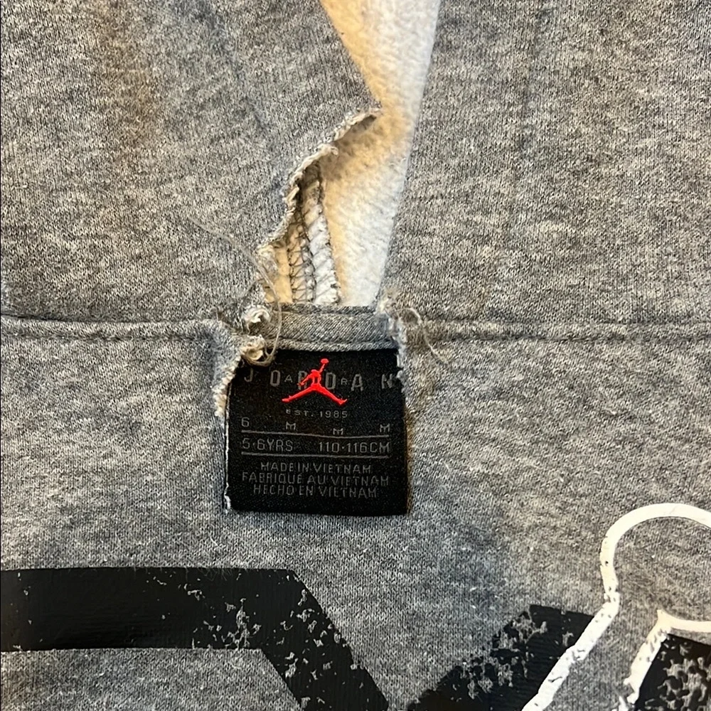Jordan Kids Gray Matching Set - Picture 2 of 6